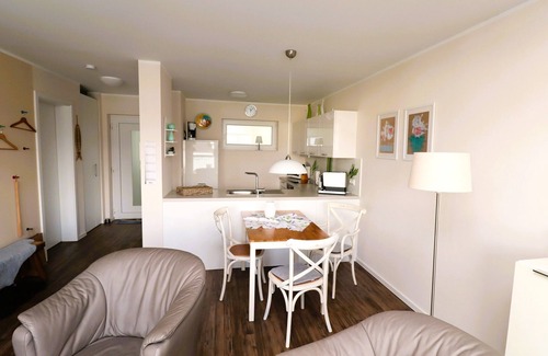 Schillig Apartment | well-kept vacation apartment, infrared cabin, large balcony, laundry packages