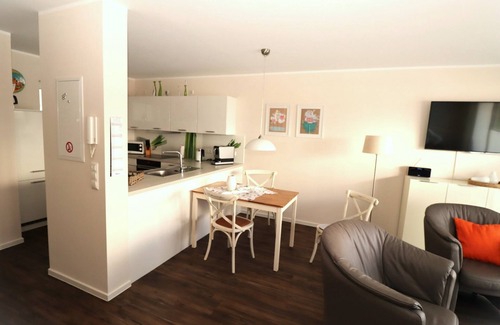 Schillig Apartment | well-kept vacation apartment, infrared cabin, large balcony, laundry packages