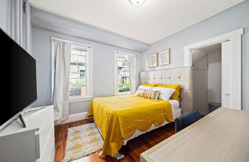 Oak Square Apartment | Well-Lit Bedroom near Transit and Charles River