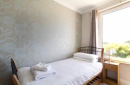 Trevone Bed & Breakfast | Well Parc Hotel