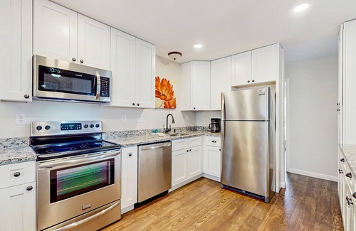 New Braunfels House | Well-updated Guadalupe Riverfront home near the Whitewater Amphitheater