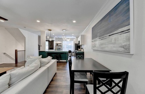 Johns Creek House | Well, Well, Wellsley. Townhouse