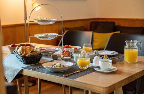Ainring Apartment | Wellness Chalet mit Whirlpool und Sauna bei Salzburg und Berchtesgaden