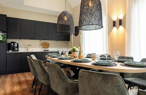 Wekerom House | Wellness, space and luxury under one roof – for 10 bon vivants.