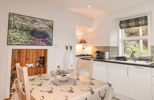 Foyers Cottage | WENDY'S PLACE, character holiday cottage, with open fire in Foyers