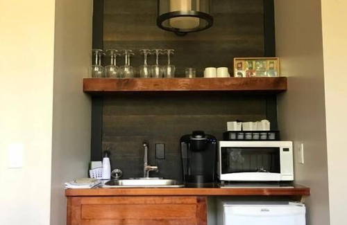 Okanagan-Similkameen House | Wesbert Winery & Guest Suites