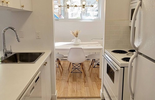 Beaupre Apartment | WESKY | Luxurious condo 🌿