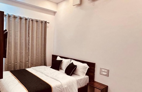 Narasapura Hotel | WESLAND INN