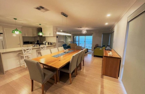 West Beach House | West Beach House Esperance