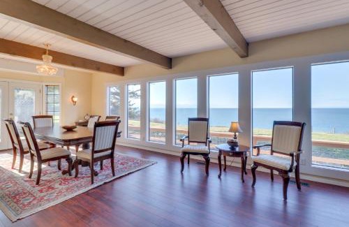 Oak Harbor House | West Beach Waterview