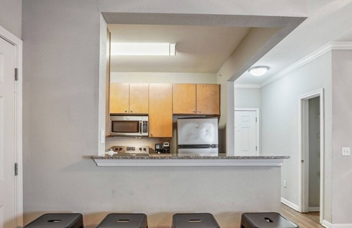 West Campus Apartment | West Campus Accommodations + Pool + King Bedrooms