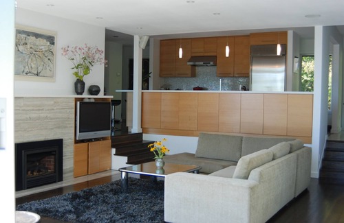 West Vancouver House | West Coast Experience in Modern, Private Luxury, 20 mins Vancouver