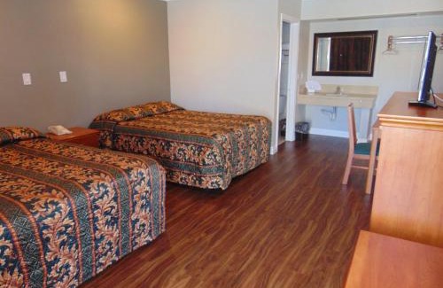 Santa Ana Hotel | West Coast Inn Santa Ana