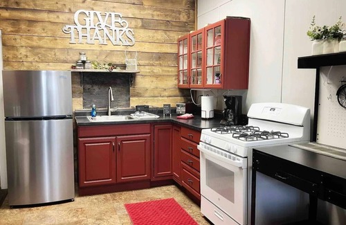 Ishpeming Apartment | West End Stay & Play: Front Unit