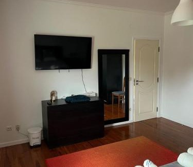 Mira House | West Gold