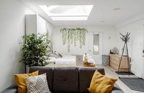Brampton Apartment | West House Private Garden Suite with Skylight