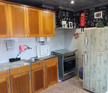 Bombarral House | West house