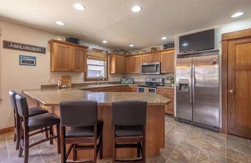Spirit Lake House | West Lake Escape! Spacious Home 1 Block From Lake