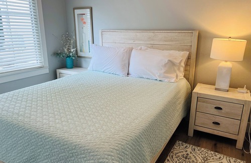 Norton Shores House | West Lake Harbor -home close to Maranatha and Hoffmaster State Park