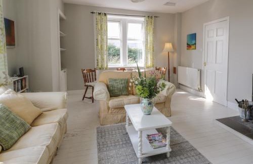 Carsethorn House | West Lodge