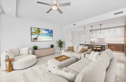 Singer Island Apartment | West Palm Beach area Oceanfront High-Rise Condo