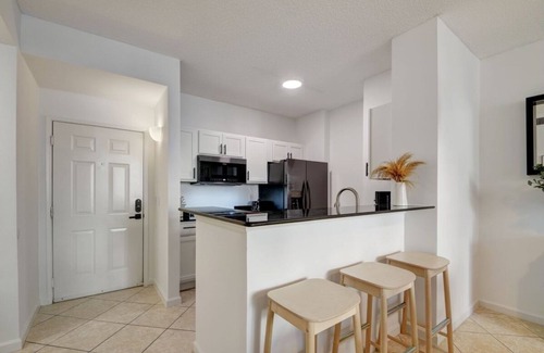 Downtown West Palm Beach Condo | West Palm Beach Condo Apartment at City Place/Courtyards