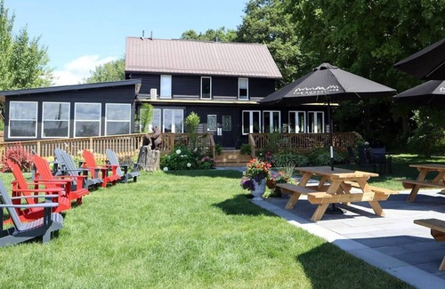 Minden Hills House | West Rose Serene Escape