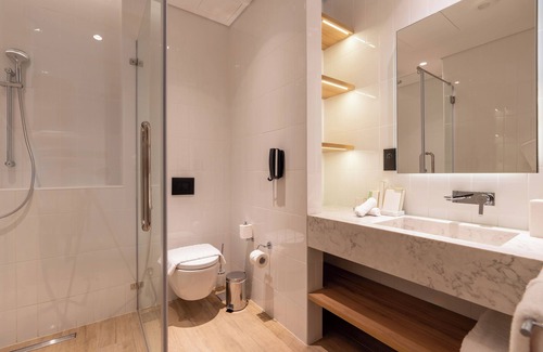 Doha Hotel | West Walk Retaj Hotel
