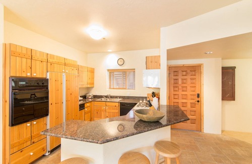 Mountain Village Condo | Westermere 311 - 2 by Avantstay Just Steps From Ski Area w/Great Views!