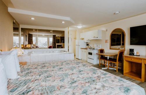 Red Deer Hotel | Western Budget Plus Mosaic Suites