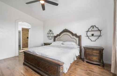 Tucson House | Western Ember Retreat