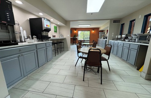 Enid Hotel | Western Inn and Suites