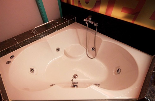 Gumi Hotel | Western Wonpyeongdong Hip