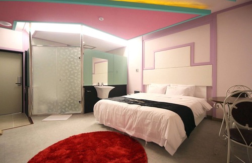 Gumi Hotel | Western Wonpyeongdong Hip