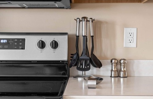 Westfield House | Westfield 4BR: Fun Games, Outdoors, Near Sites