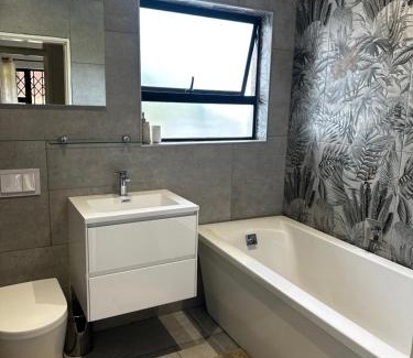 Greater Johannesburg Metropolitan Area House | Westgate guesthouse