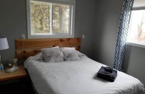 Bloomfield House | Westlake Cottage - Hillier Lodge