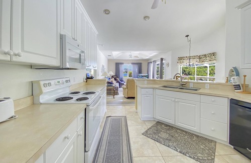 Pine Valley Villa | Weston's Water Watch, full refund*, heated pool, sleeps 6
