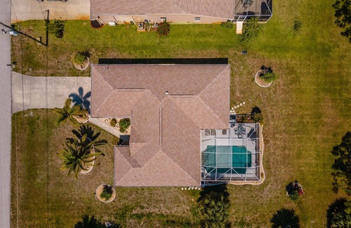 Pine Valley Villa | Weston's Water Watch, full refund*, heated pool, sleeps 6
