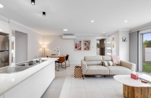 Harristown Apartment | Westridge Precinct Perfection!