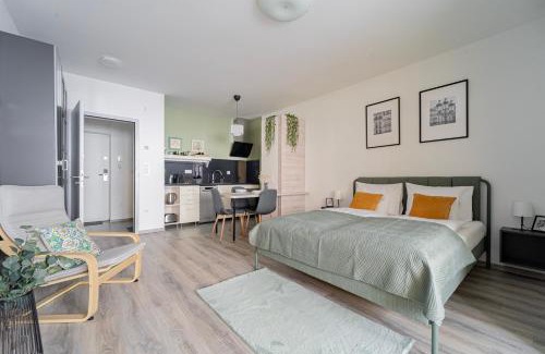 Ujlipotvaros Apartment | WestSide Garden Apartments by UrbanRent