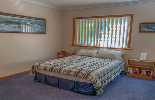 Lake Wangary House | Westside - Just Two Minutes from Longbeach