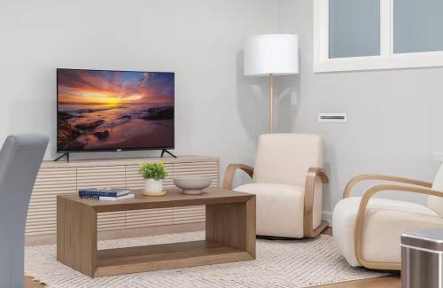 West New Haven Apartment | Westville Nest parking NearYale Newly Renovated