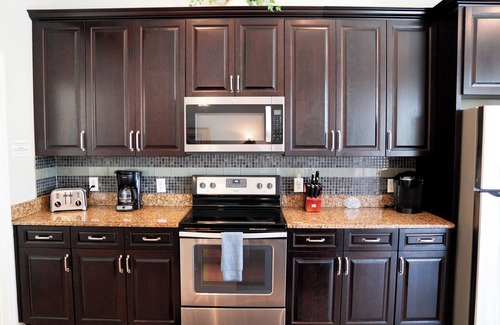 Windsor Palms Villa | Wexford Villa 4BR w/Private Pool & Hot Tub – 3 Miles to Disney!