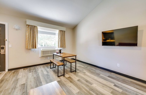 Port Huron Apartment | WFH-Friendly Studio Near Lighthouse Beach!