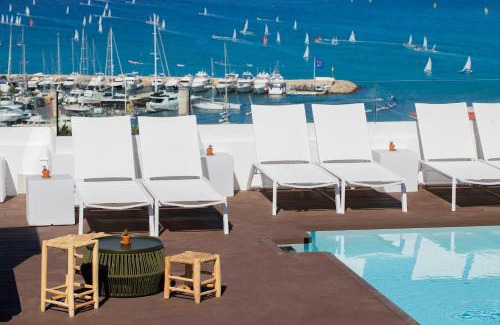 El Arenal Hotel | whala!fun