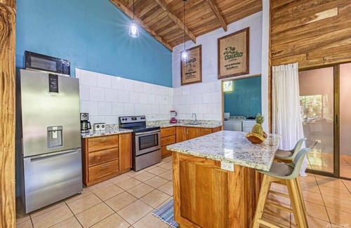 Uvita House | Whale Tail Beach House w/pool, large office, pet friendly. 1 mile from beach!