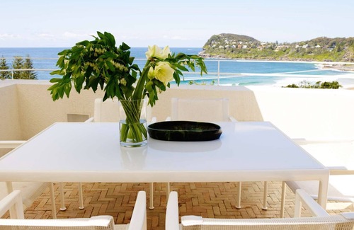 Whale Beach House | Whaley by Contemporary Hotels
