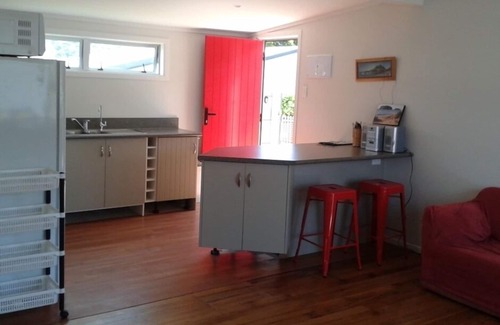 Whangamata House | Whangamata Bach - handy to beach and shops
