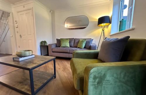 Thornaby On Tees House | Wharf House by Blue Skies Stays